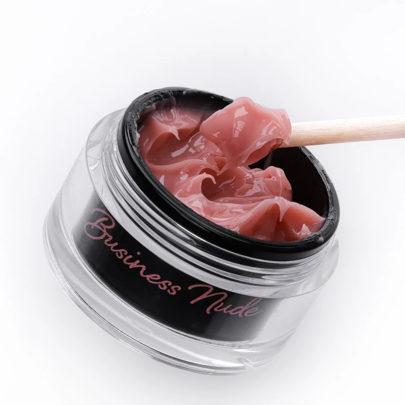 naturalne paznokcie żel nude stylizacja