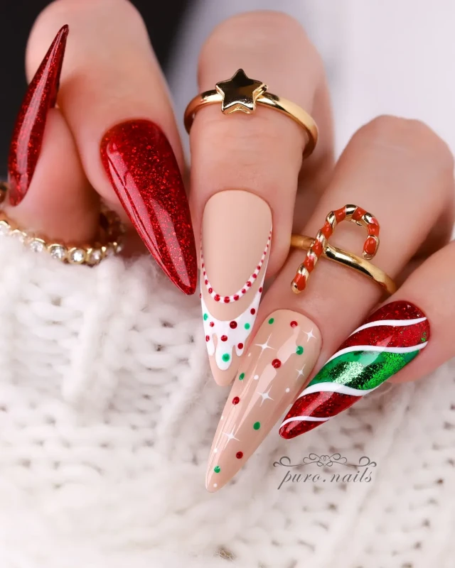 manicure hybrydowy czerwony z połyskiem