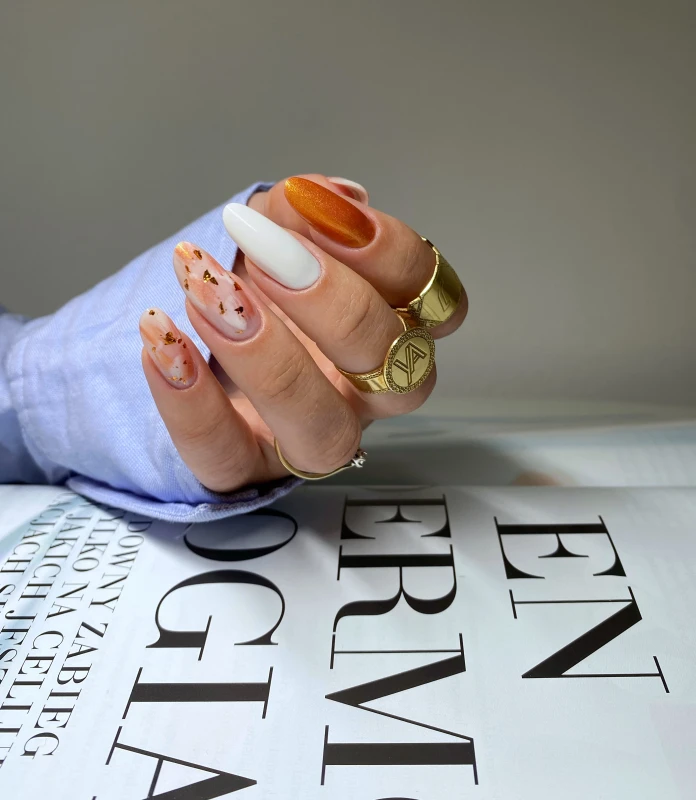 manicure hybrydowy miedziany ciepły efekt
