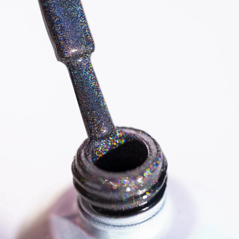 holograficzny manicure grafitowy paznokcie