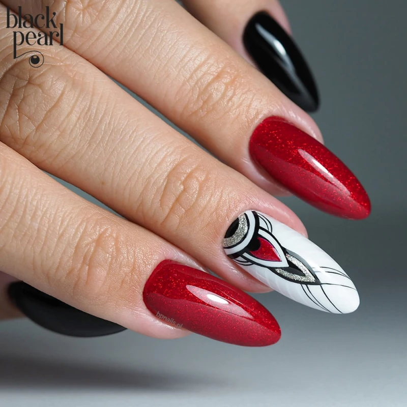 wieczorowe paznokcie czerwone hybrydowe