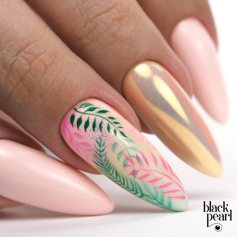 różowo pomarańczowy manicure paznokcie