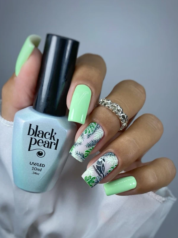 paznokcie pistacjowe tasty pistachio stylizacja