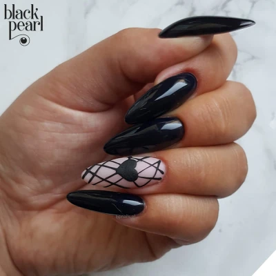 czarne paznokcie hybrydowe klasyczne