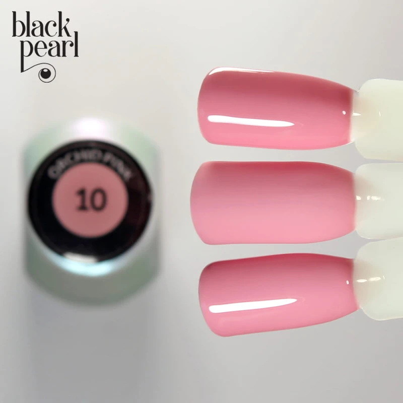 lakier hybrydowy elegancki nude róż manicure