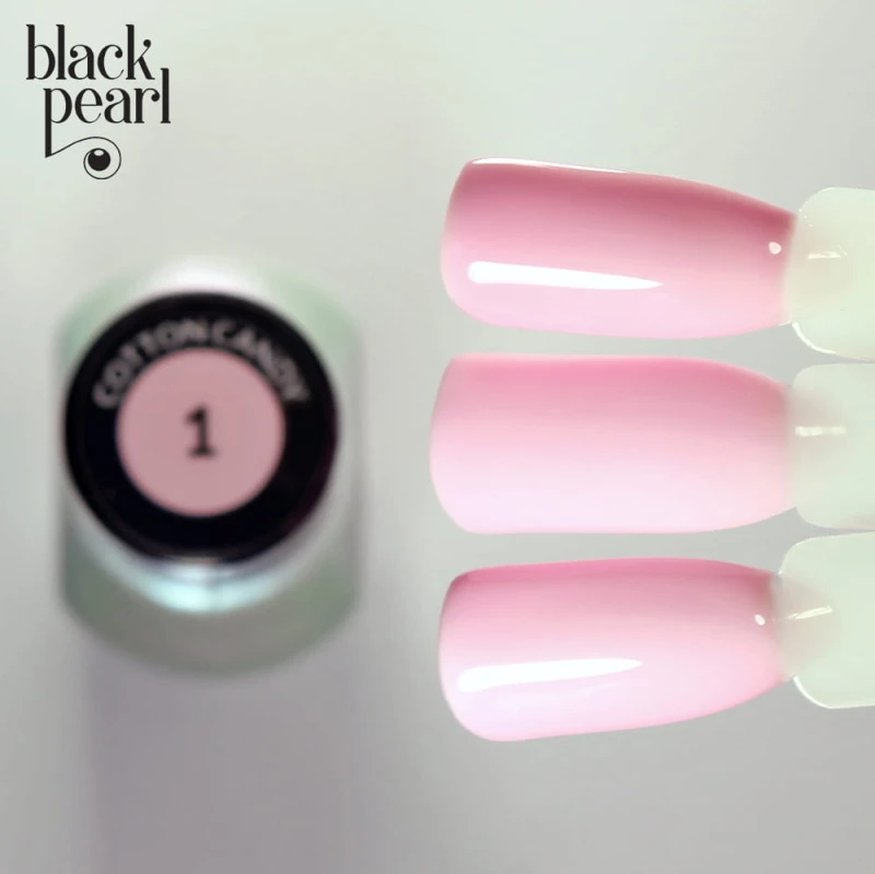 lakier hybrydowy pastelowy róż manicure
