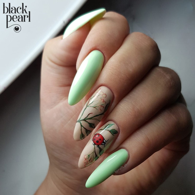 Black Pearl lakier hybrydowy nr 65 Tasty Pistachio + nr 110 Latte Macchiato
